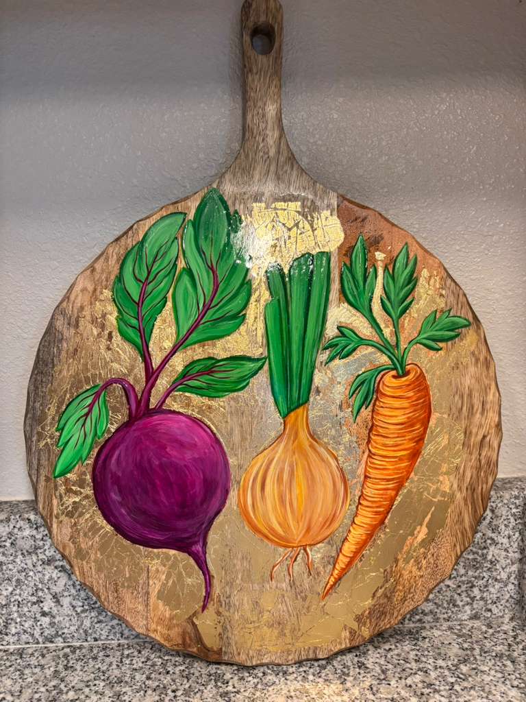 DECORATIVE HAND MADE CUTTING BOARD